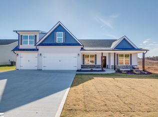 203 Legacy Ln, Pickens, SC 29671