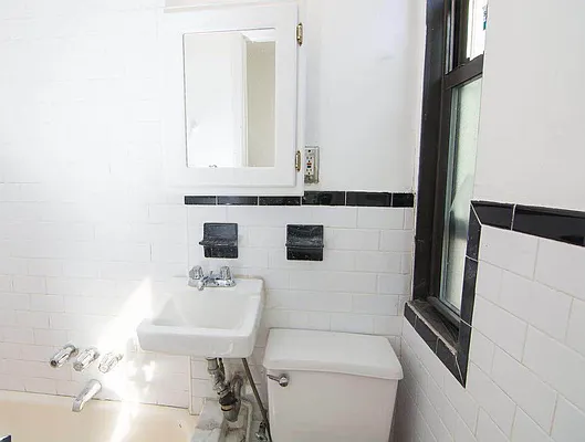 Rented by Linda N Eskander, LREB | media 24