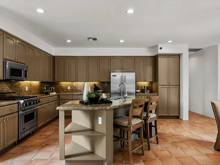 78900 Rio Seco — Photo 11