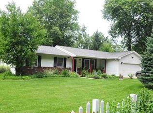 1444 Meadow Ln, Warsaw, IN