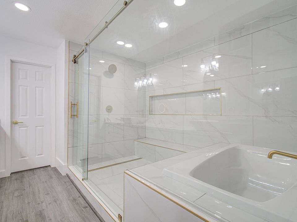 1st image of 556 Brandon Rd