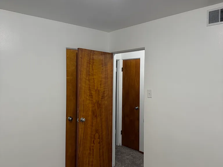 1313 Pine Hollow Rd #D — Photo 7