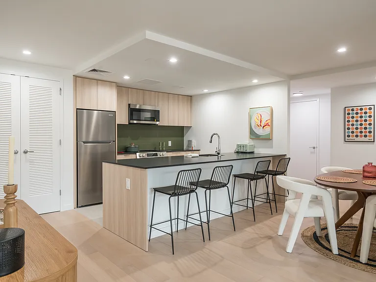 975 Nostrand Ave — Photo 75