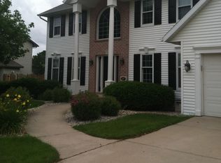 187 Sullivan Ln, De Pere, WI 54115