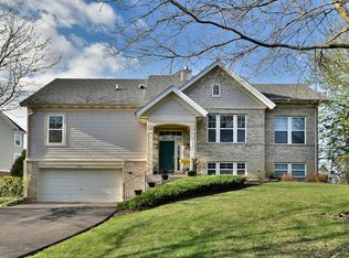 5600 Cloverdale Rd, Hanover Park, IL 60133