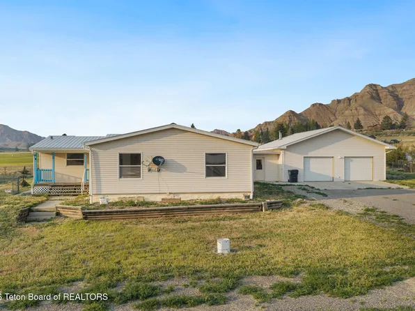 1422 E Fairview Dr, Dubois, WY 82513