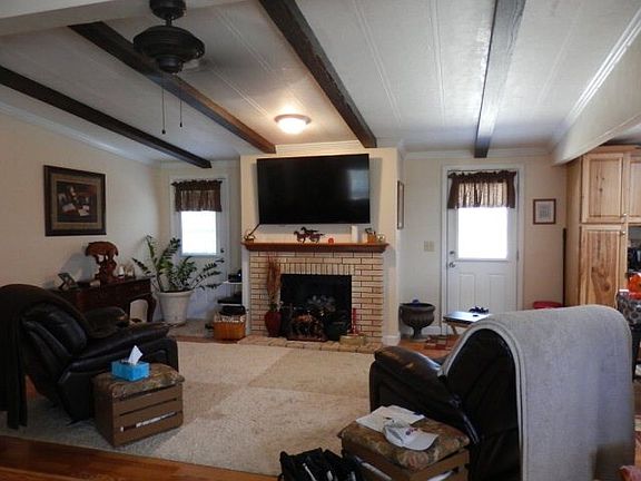 3rd image of 154 River Bend Dr
