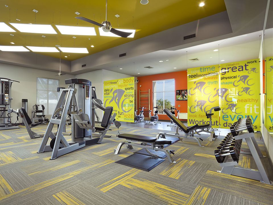 Fully-equipped fitness center and studio