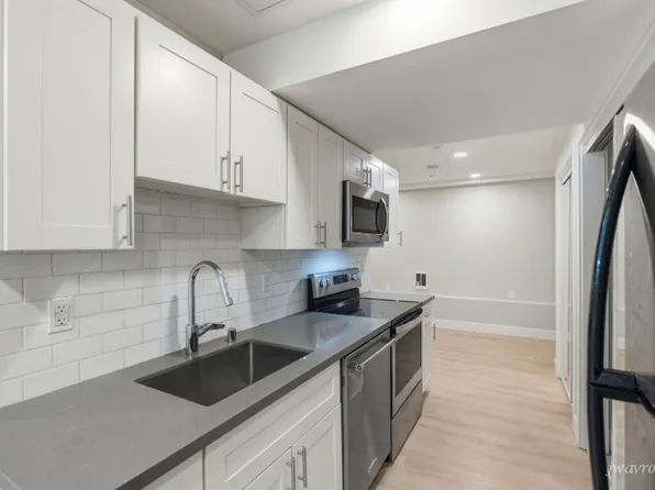 700 12th Ave #B, San Francisco, CA 94118