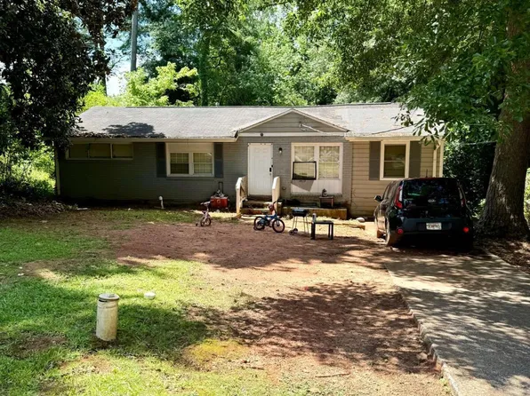 3419 Pinehill Dr, Decatur, GA 30032