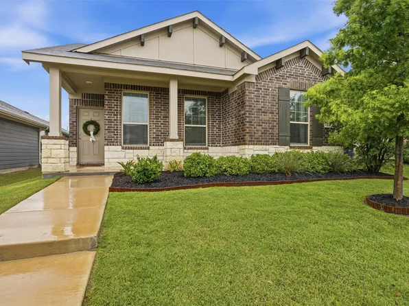 2820 Bursera Ln, Fort Worth, TX 76108