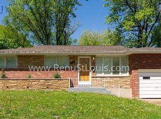 1145 Spring Valley Dr, Florissant, MO 63033