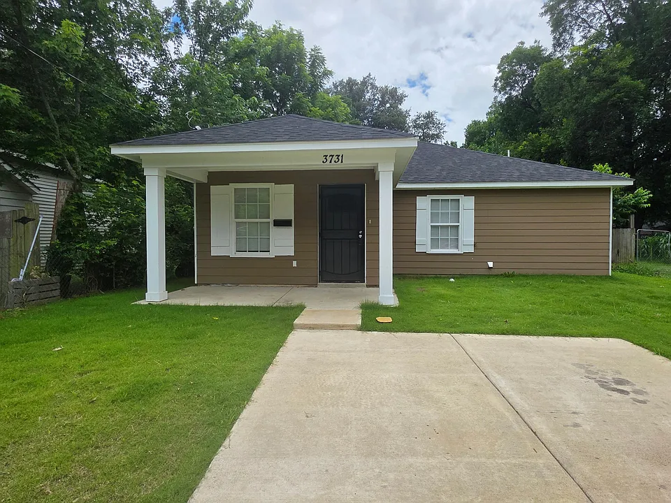 3731 Whittier Rd