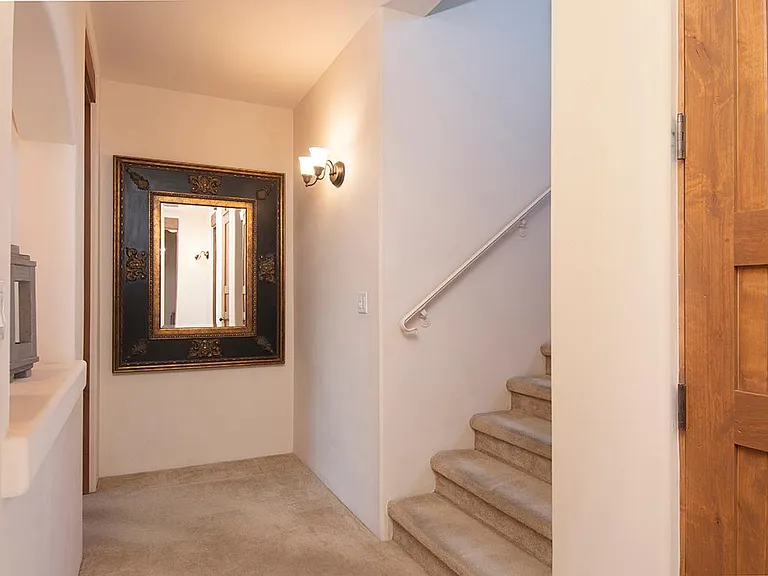 1742 Ridge Pointe Loop — Photo 12