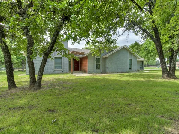 700 Turtle Creek Dr, Choctaw, OK 73020