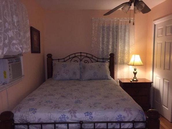 335 43rd St S APT 4