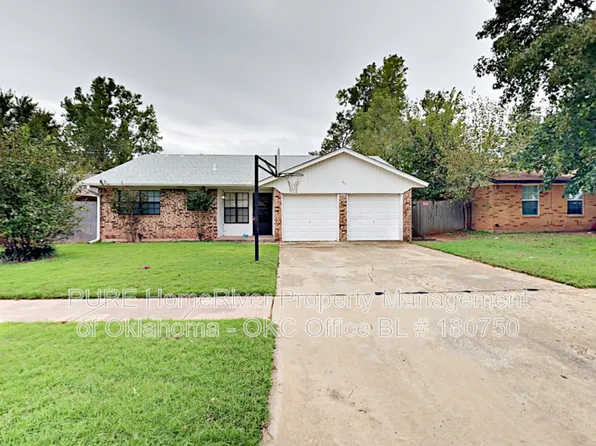 660 W Forster Dr, Mustang, OK 73064