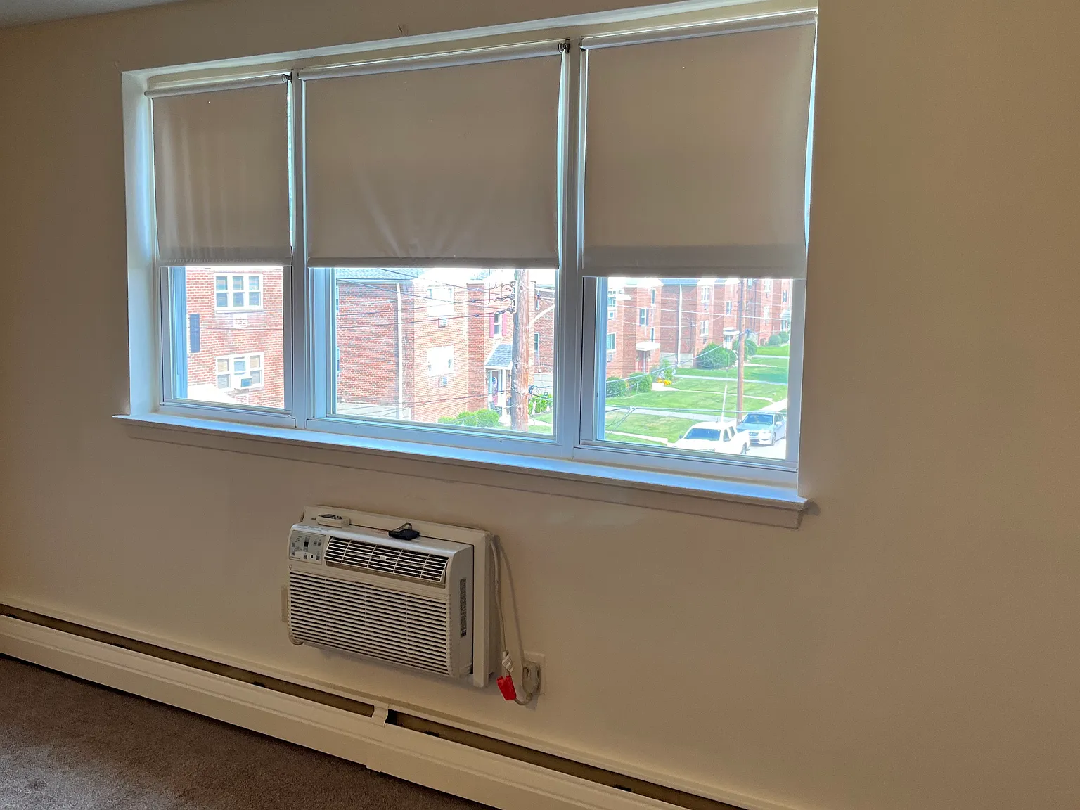 2 bed, 640 sqft, $1,600 — Photo 2