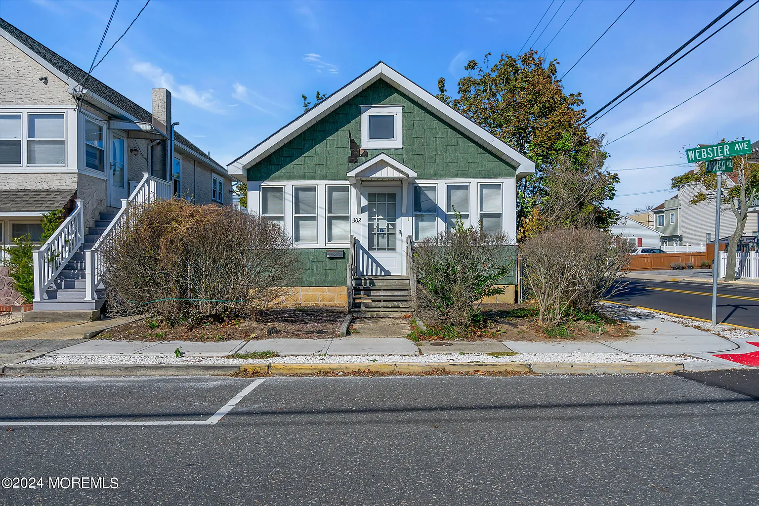 302 Webster Avenue photo 1