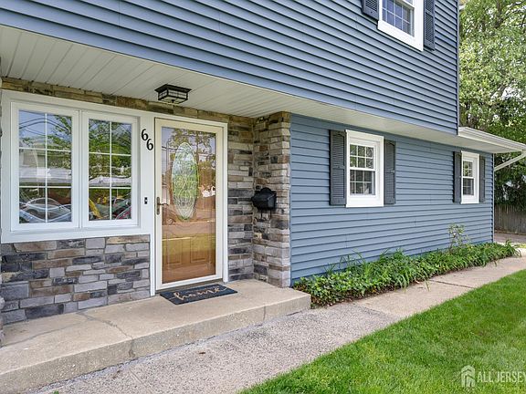 5th image of 66 Creighton Cir