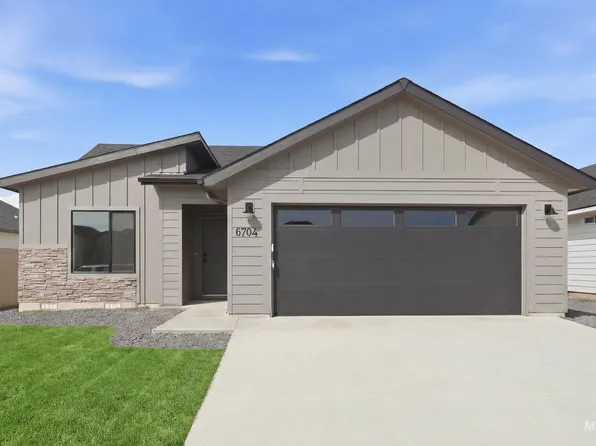 6704 W Plateau Creek Dr, Meridian, ID 83646