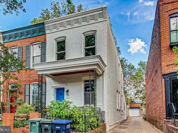 524 10th St SE, Washington, DC 20003