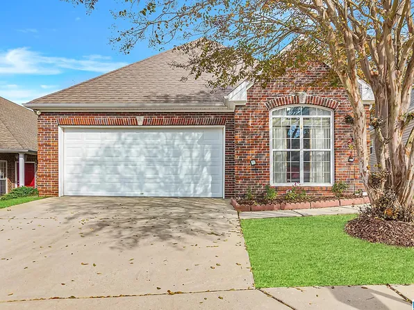 281 High Ridge Dr, Pelham, AL 35124