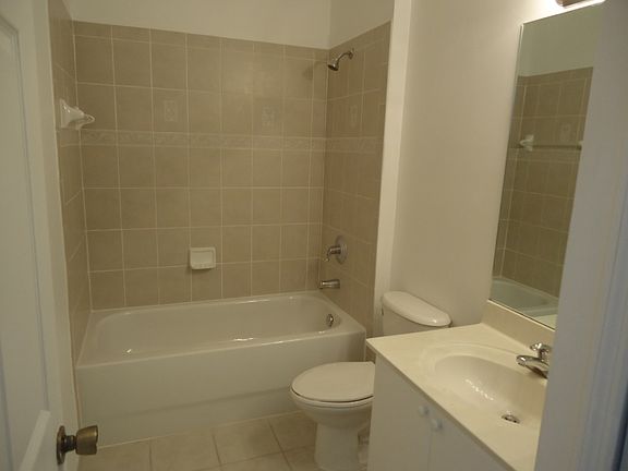 5th image of 1207 NE 32nd Ter #1207