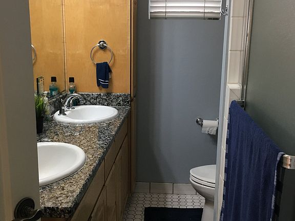 5th image of 1320 Cedar St #1
