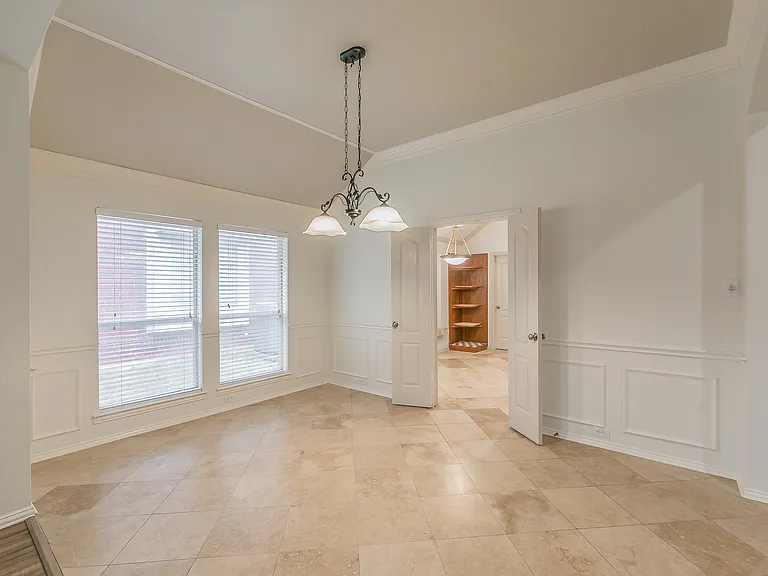4633 Baldwin Ln — Photo 6