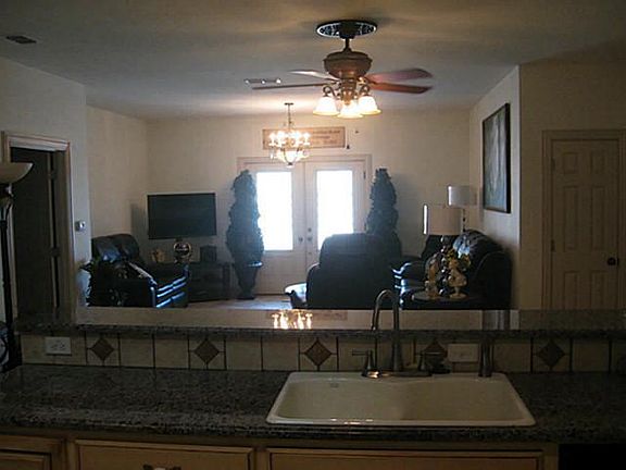4th image of 1626 Pemelton Dr