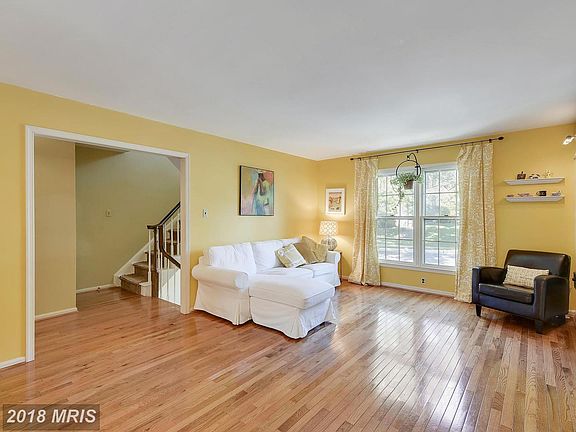 3rd image of 9311 Millbranch Pl