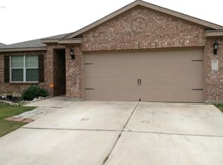 601 Hidden Dale Dr, Fort Worth, TX 76140