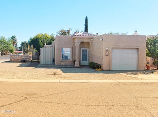 871 Chateau Dr, Las Cruces, NM 88005