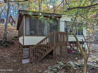 939 Walnut St, Shohola, PA 18458