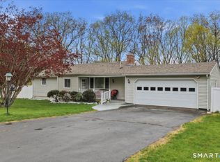 33 Lauren Lane, Norwich, CT 06360