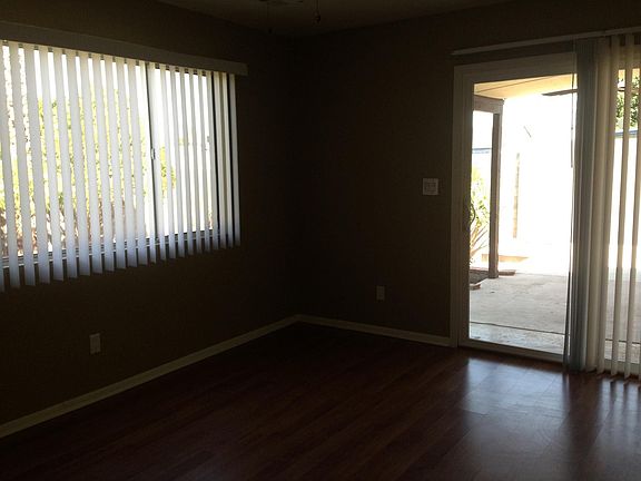 5th image of 1124 W Cornell Dr