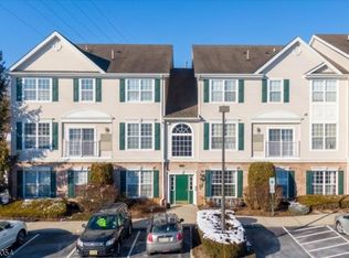 214 Windmill Ct, Phillipsburg, NJ 08865