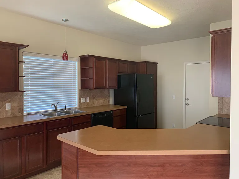 10704 Lewis And Clark Rd — Photo 4