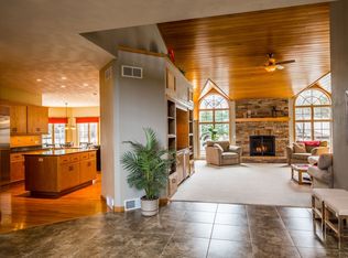 5837 Marsh View Ct, Fitchburg, WI 53711