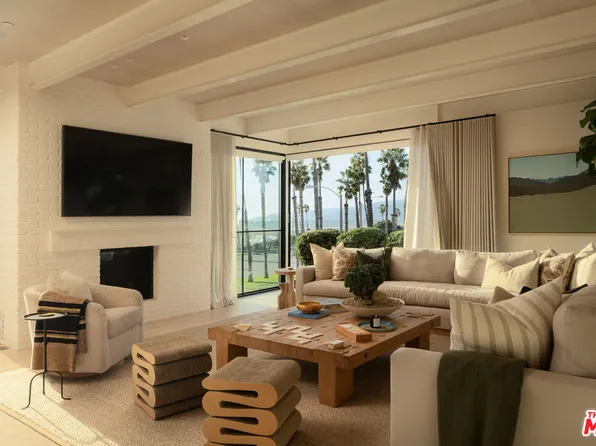 120 N Hart Ave, Santa Monica, CA 90405