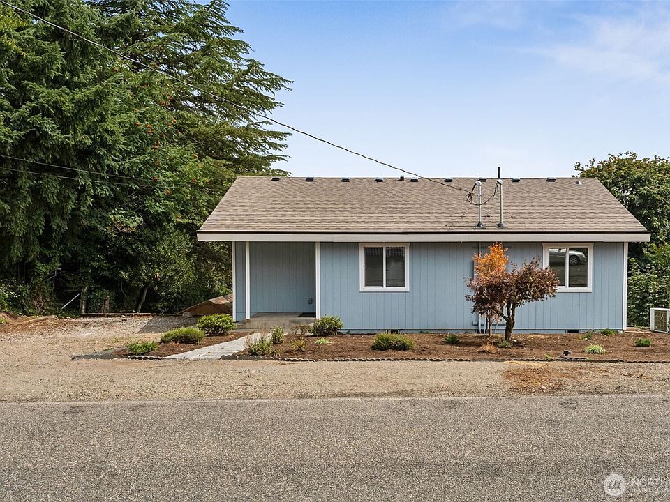 1st image of 1720 N Wycoff Avenue