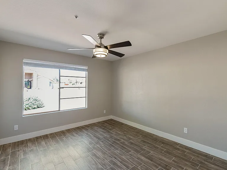 9295 E Rockwood Dr — Photo 33