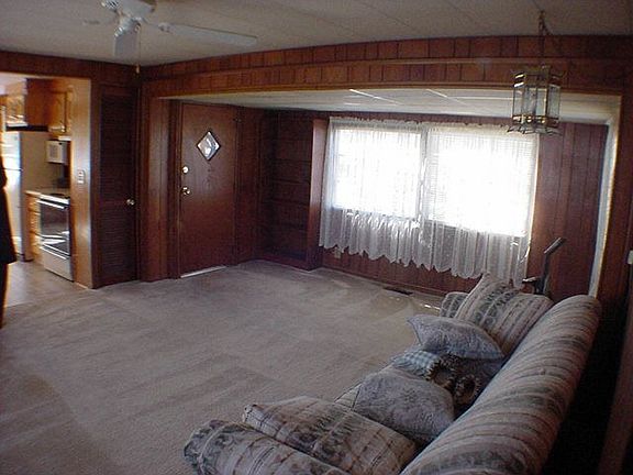 another view of the lr