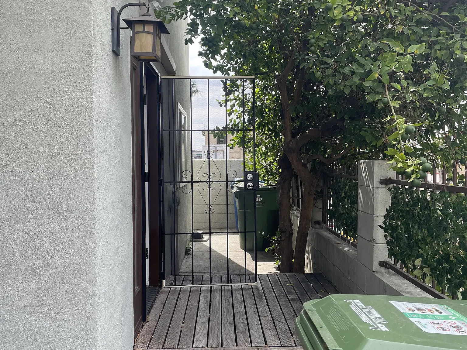 2 bed, $2,500 — Photo 1
