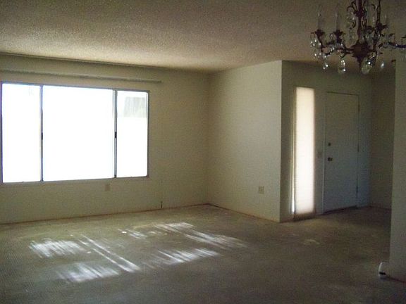3rd image of 19411 N 132nd Ave