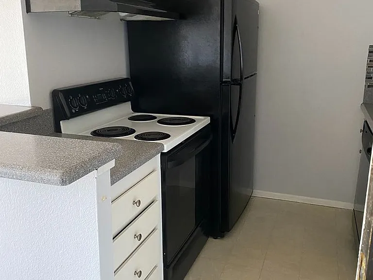6416 Friars Rd #306 — Photo 2