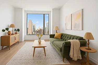 11 Hoyt Street, #42E