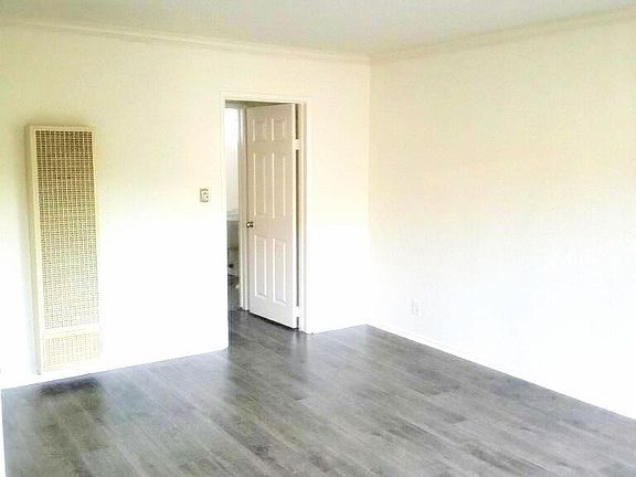 2nd image of 2352 Glendale Blvd #116