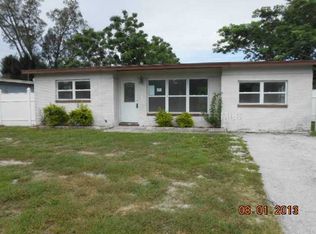 9579 Starkey Rd, Seminole, FL 33777